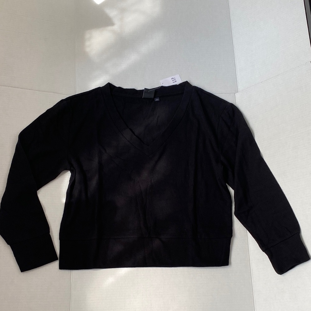 GAP Black V-Neck Sweater, BNWT, Large
